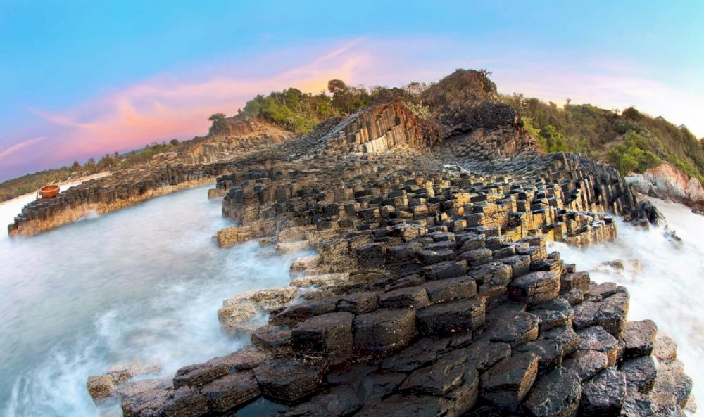 Gành Đá Đĩa Phú Yên